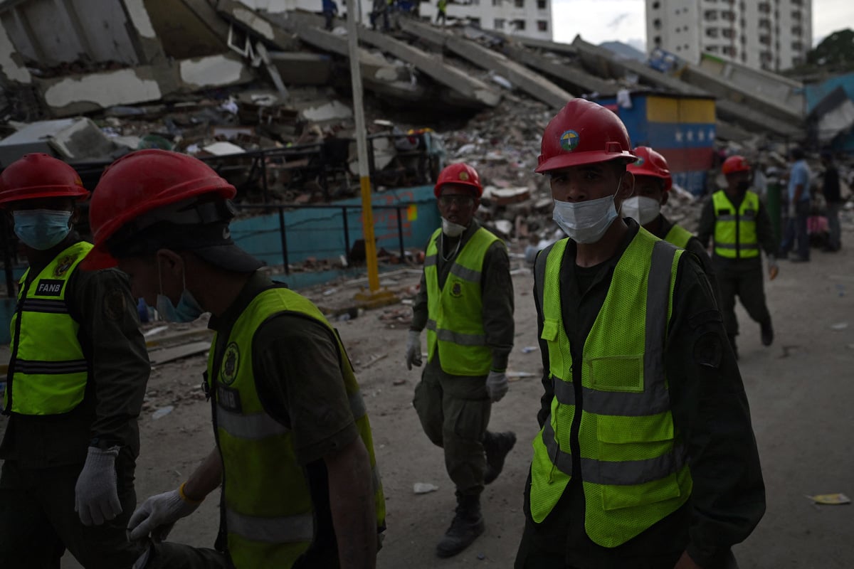 Venezuela earthquakes: Critical rescue window closing as death toll nears 1,500
