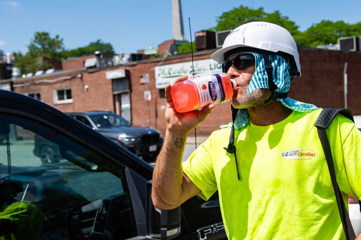 "Heat dome" broils eastern US amid Fourth of July and World Cup celebrations
