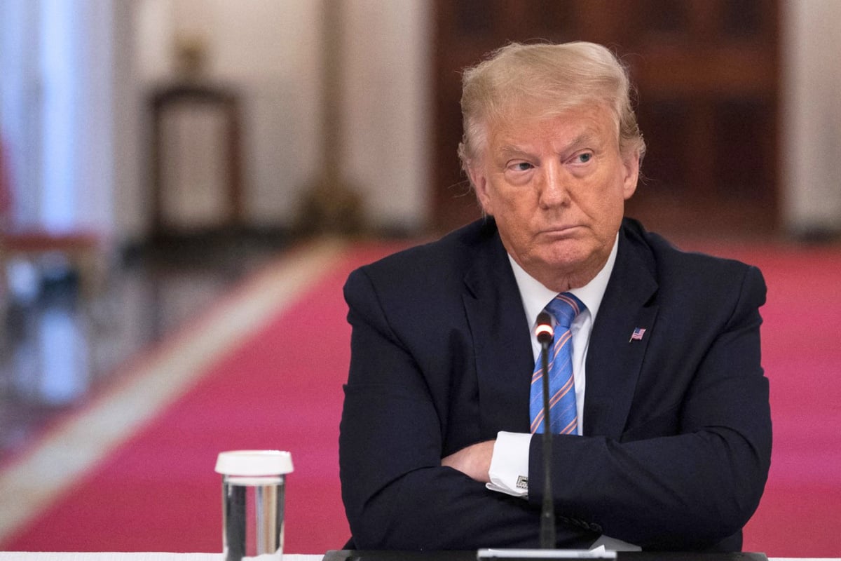 Trump gets called out by Senate Democrats for making "eye-popping profits" off presidency