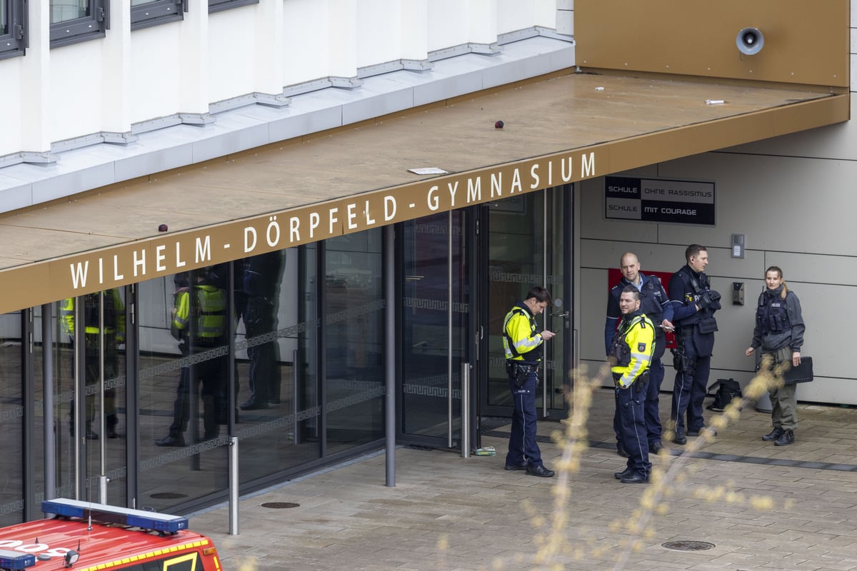 Nach Amoktat an NRW-Gymnasium mit acht Verletzten: Haftbefehl wegen Mordes erlassen