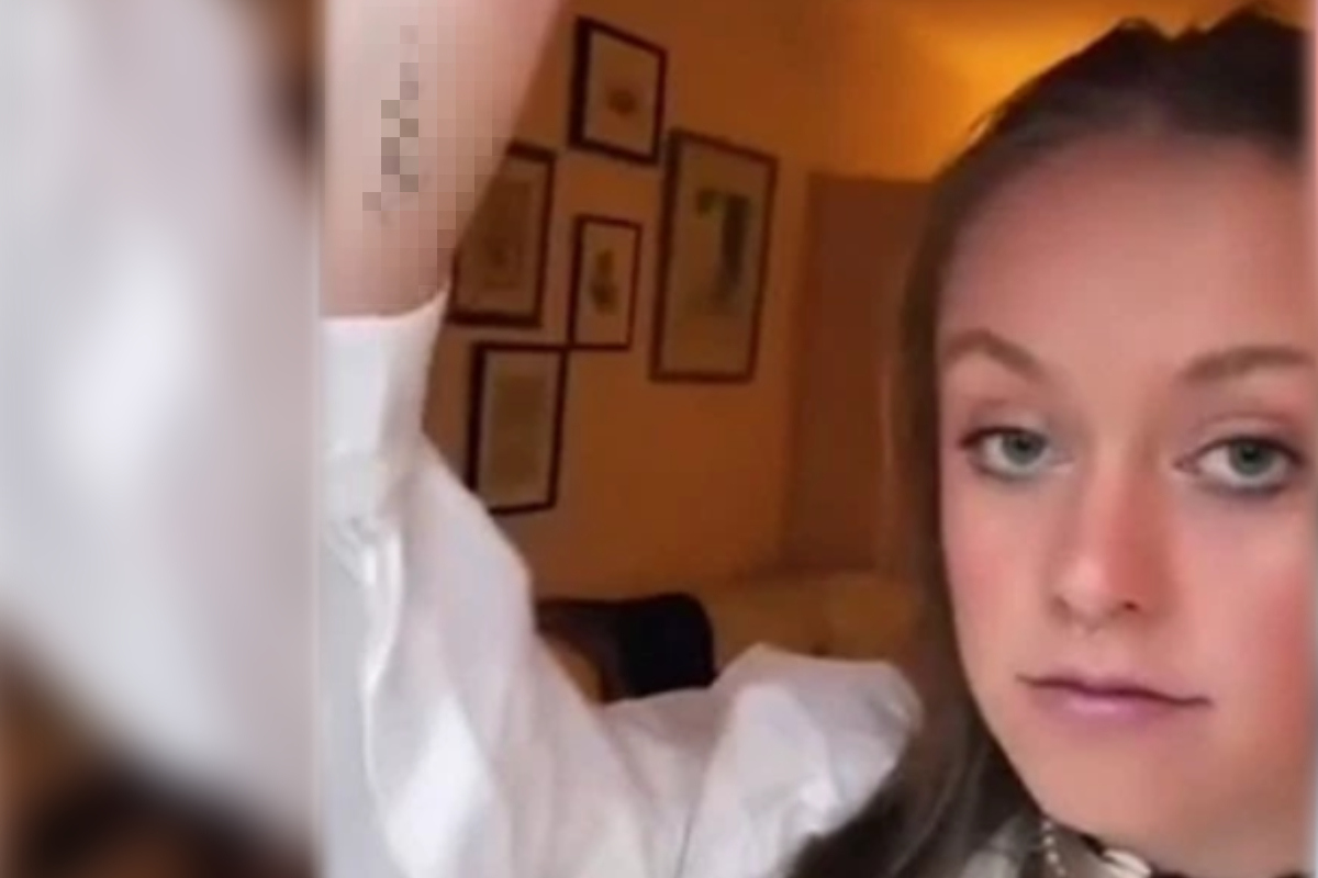 tiktok-user-gets-tattoo-a-year-later-she-finally-figures-out-its