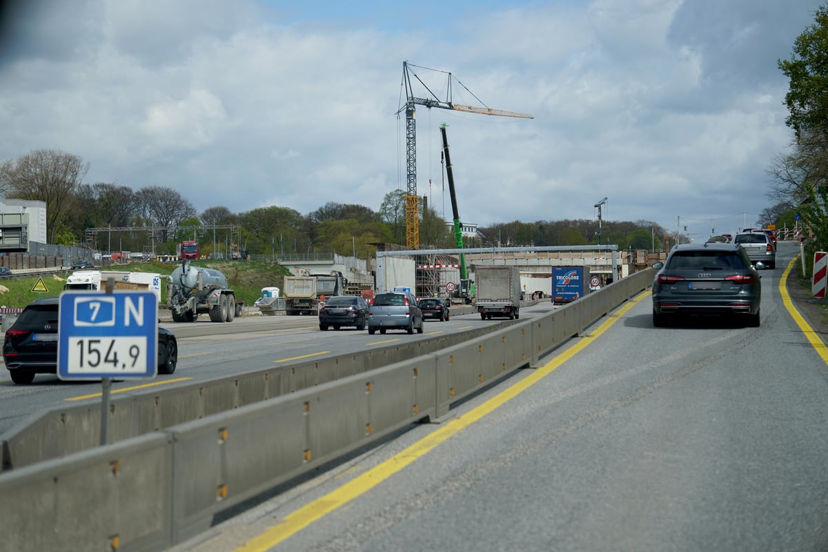 Hamburg: 55-stündige A7-Vollsperrung Hat Begonnen! Elbtunnel-Zufahrt ...