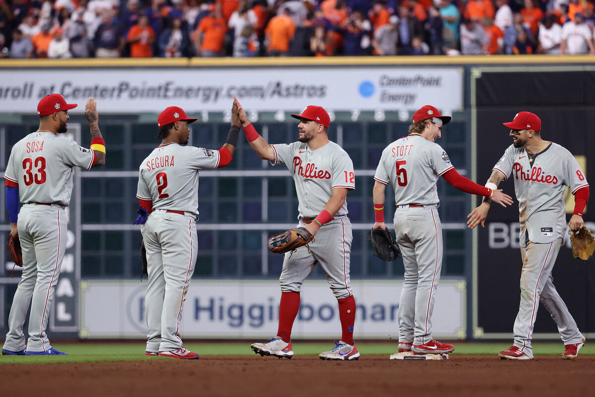 World Series Phillies stage huge comeback against Astros in Game 1