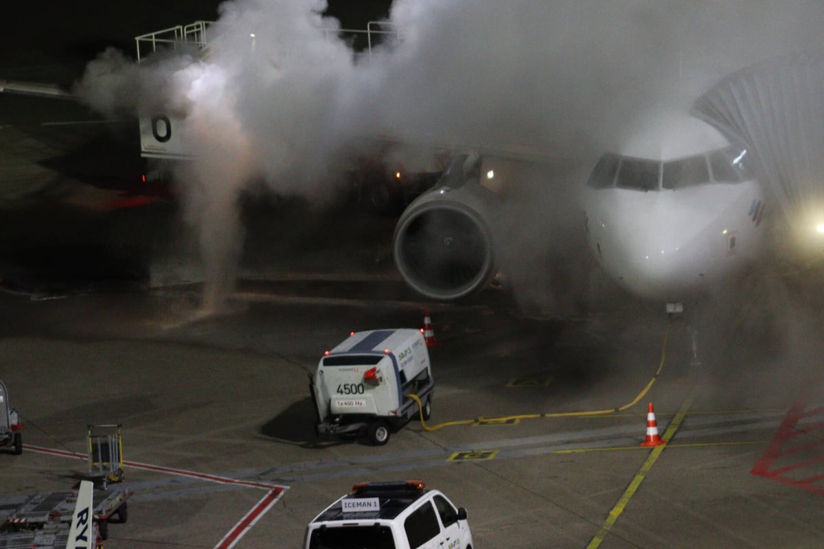Winterchaos-am-Flughafen-K-ln-Bonn-Damit-m-ssen-Reisende-jetzt-rechnen