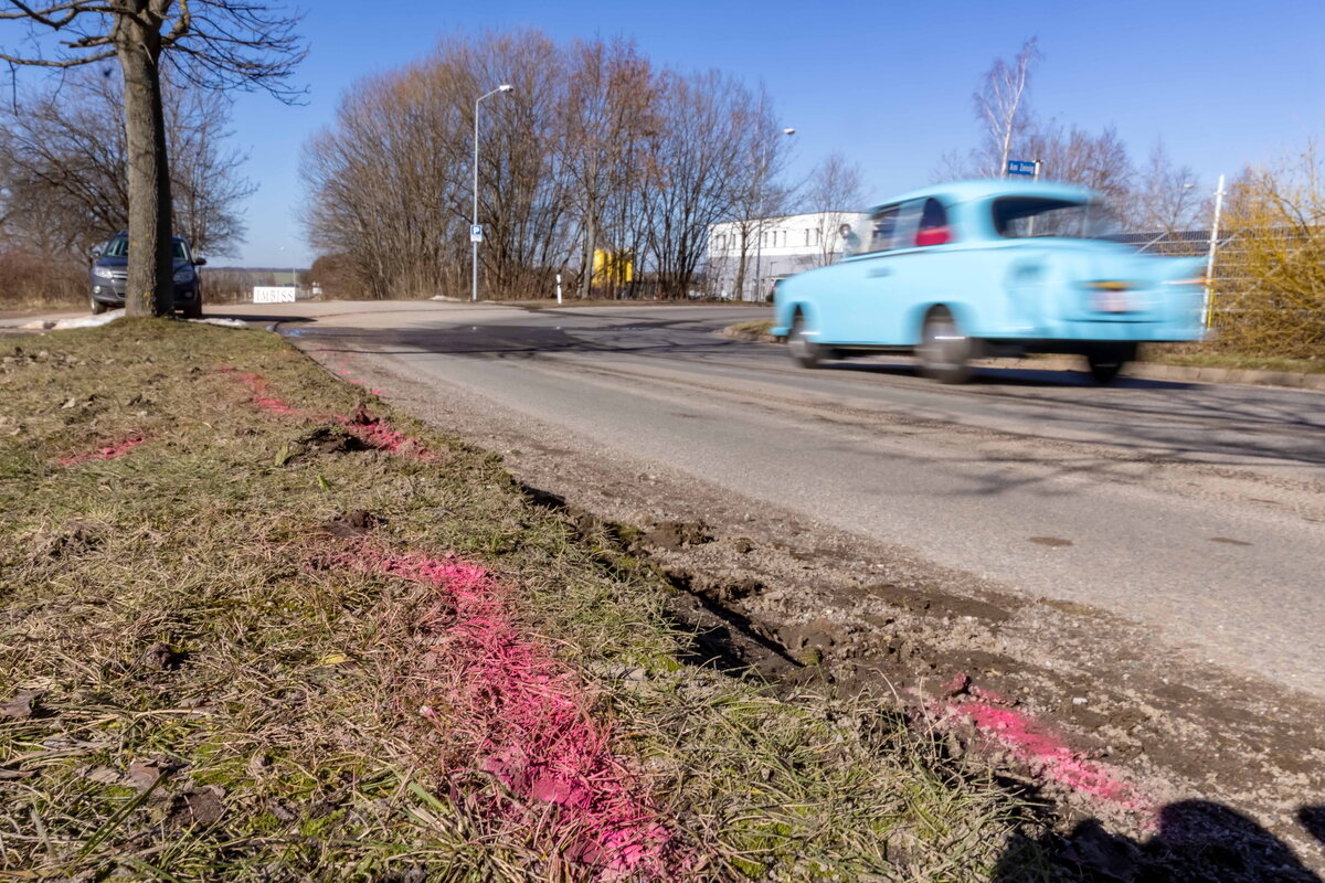 Chemnitz 15 Jahriger Mopedfahrer Kommt Bei Unfall Ums Leben Polizei Sucht Zeugen Tag24