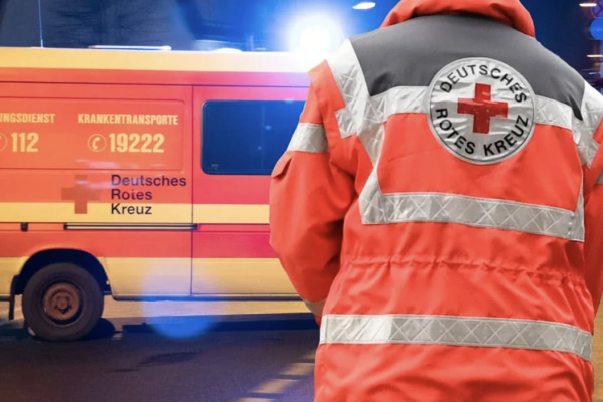 Schwerer Crash auf Bundesstraße: Rentner stirbt, 59-Jährige in Klinik gebracht