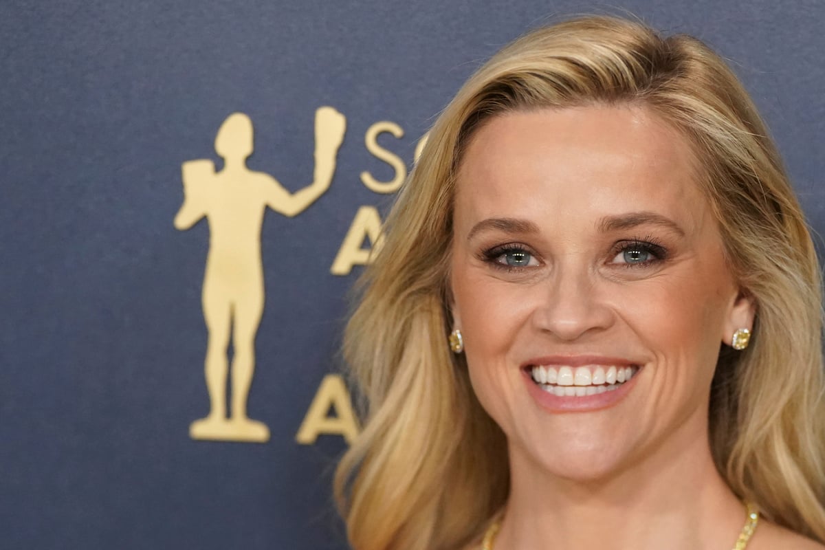 Reese-Witherspoon-ver-ffentlicht-Weihnachtsfoto-Doch-ein-Detail-haut-alle-um