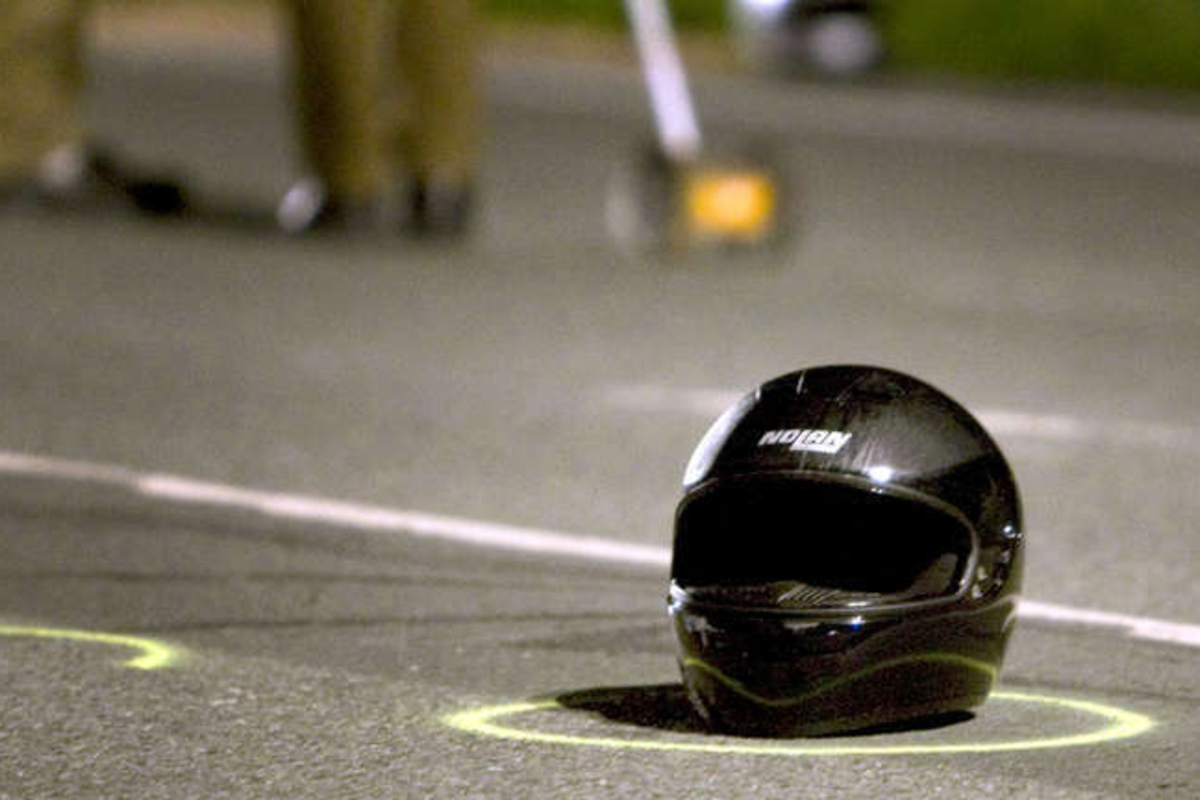 Tragischer Unfall in Oberbayern: Junger Motorradfahrer kracht in Straßenlaterne und stirbt
