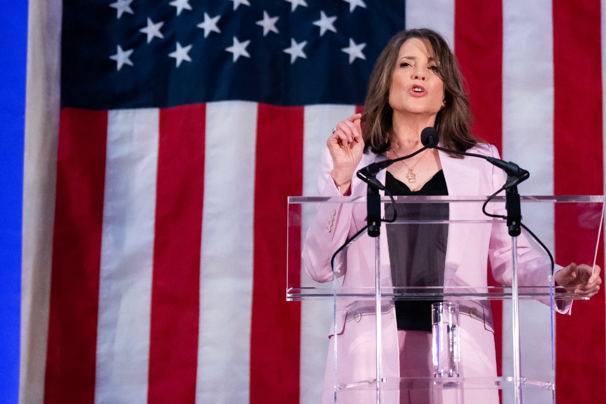 Marianne Williamson officially enters the race for president in 2024