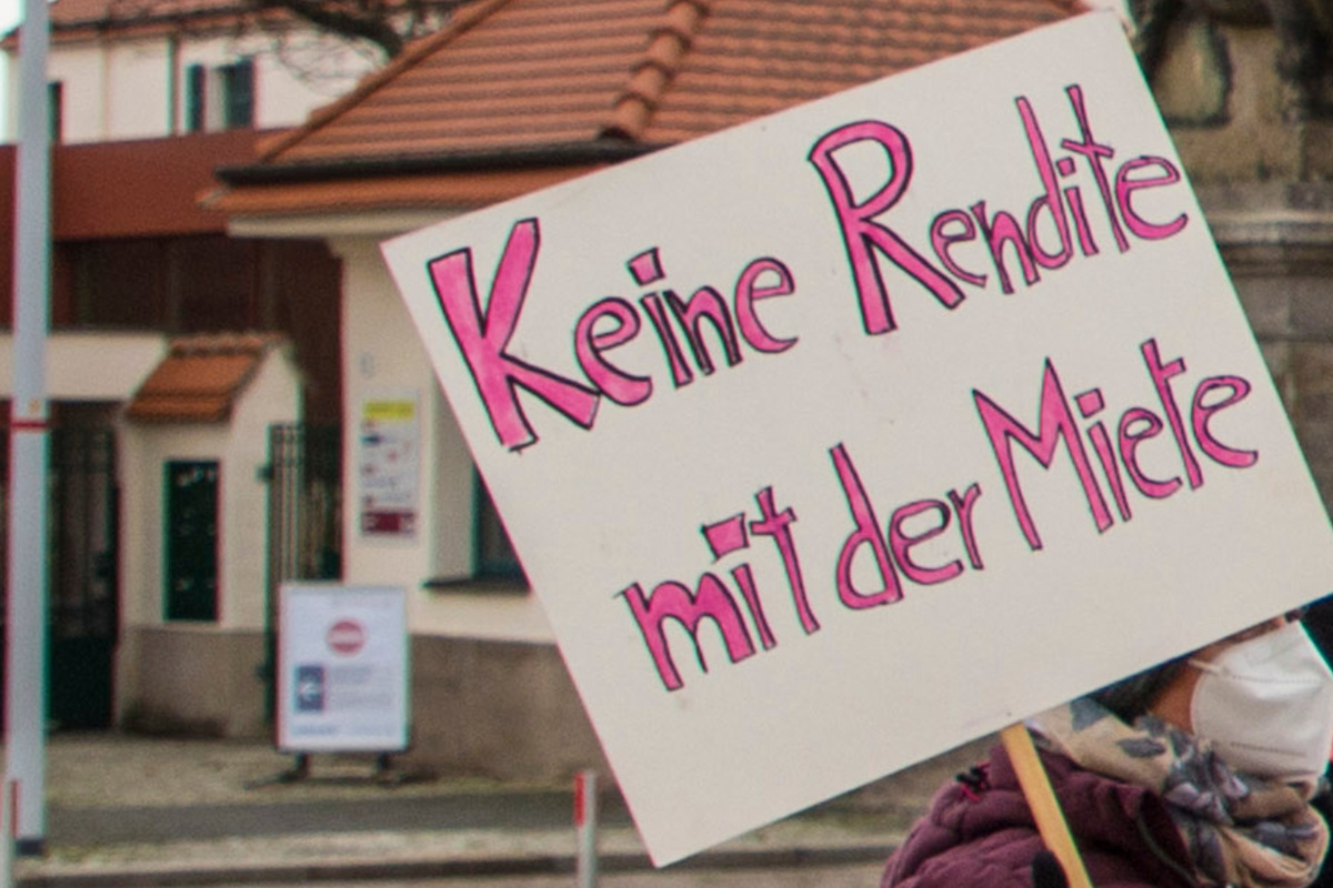 "Mietenwahnsinn stoppen!": Aktionsbündnis demonstriert vor dem Dresdner Stadtrat