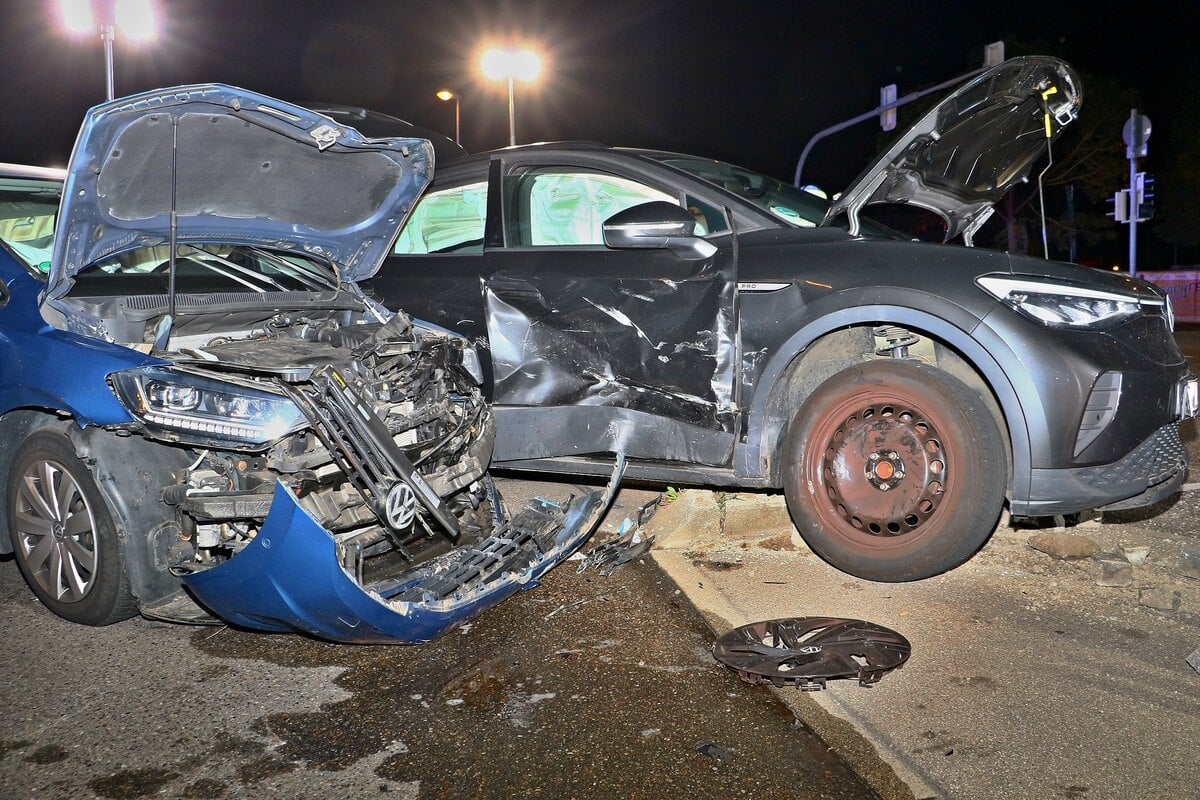 Accident in Leonberg – Traffic light was dead: 18-year-old overlooks VW driver