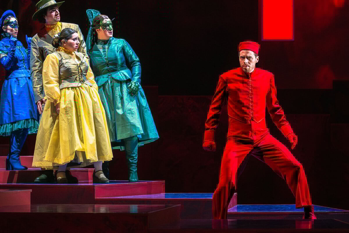 Drama-hinter-der-B-hne-Chemnitzer-Operns-nger-kollabiert-w-hrend-Premiere