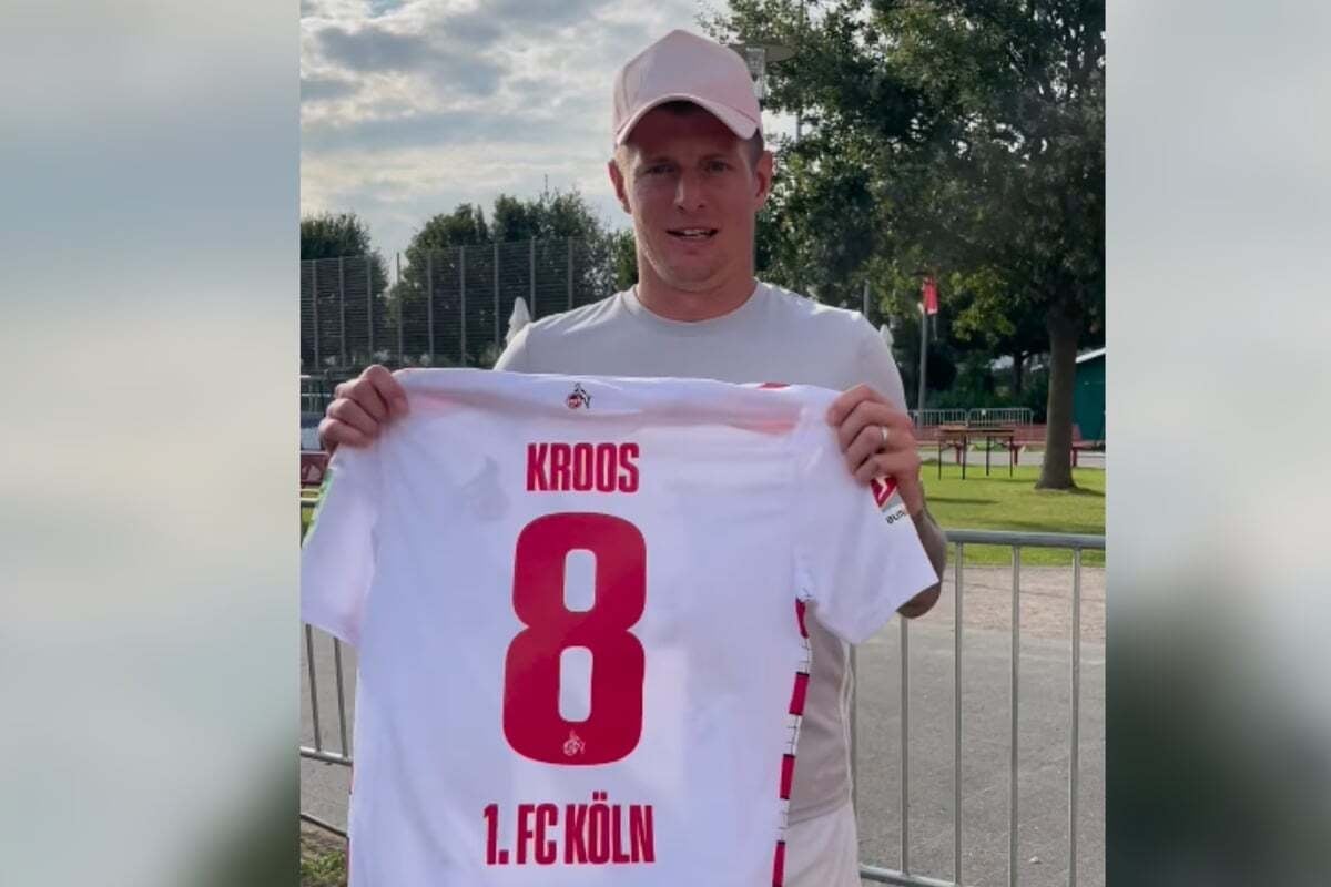 Kroos präsentiert Köln-Trikot mit seinem Namen: Fans flippen aus!