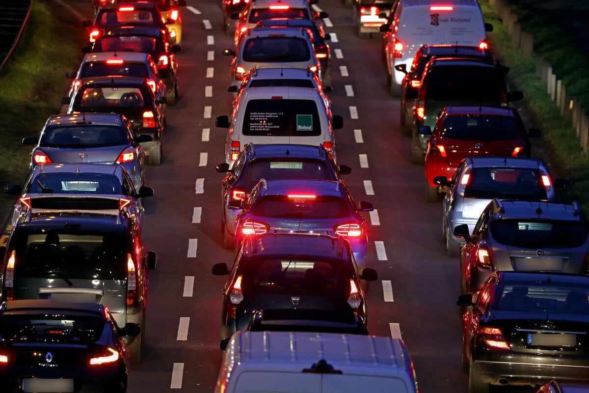 Crash-auf-der-A10-Zwei-Stunden-Zeitverlust-