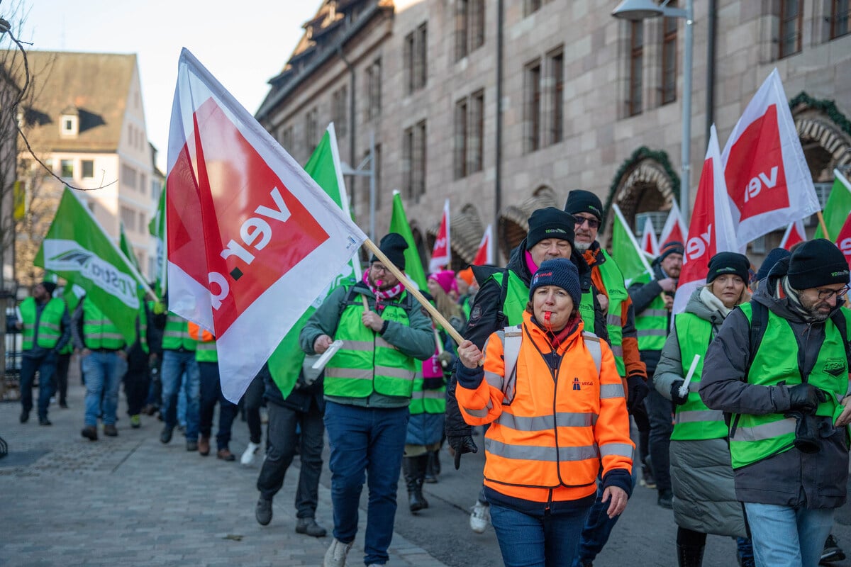Nach-Aufruf-von-Ver-di-Bundesweiter-Warnstreik-im-Stra-enbau