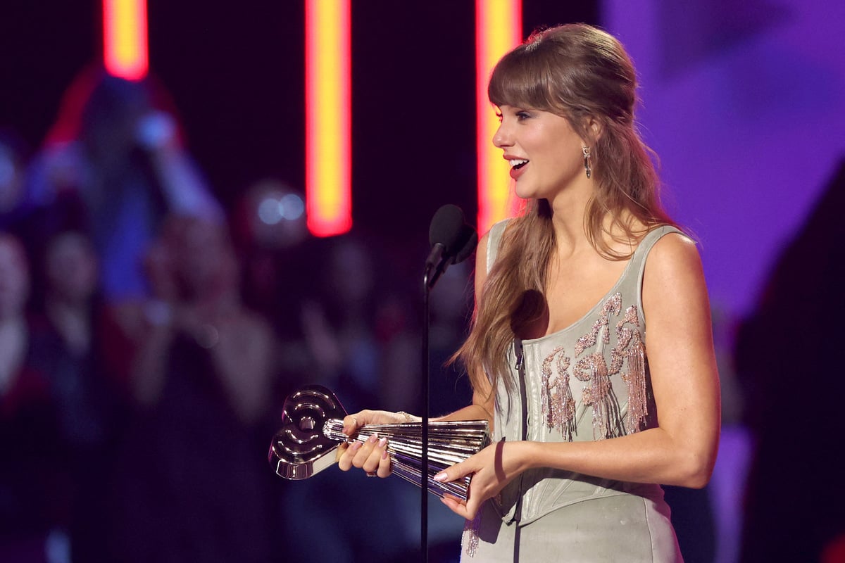 Taylor Swift's favorite teacher reportedly died the day she got married