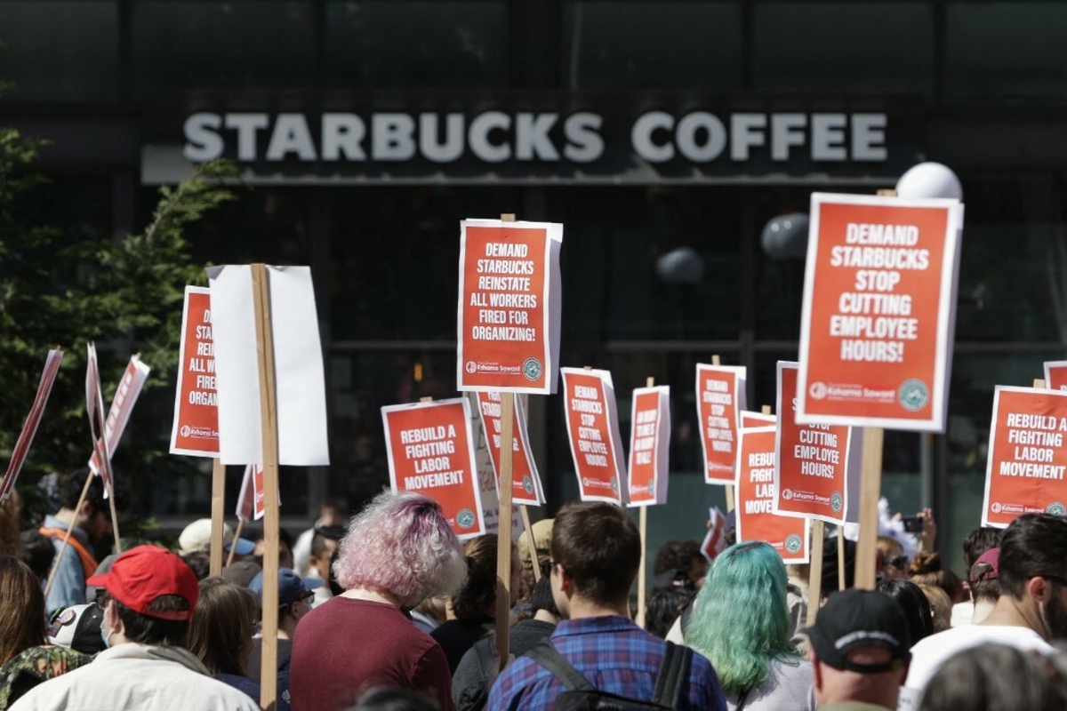 Starbucks Union Leaders Hit Back As Unionized Workers Excluded From New ...