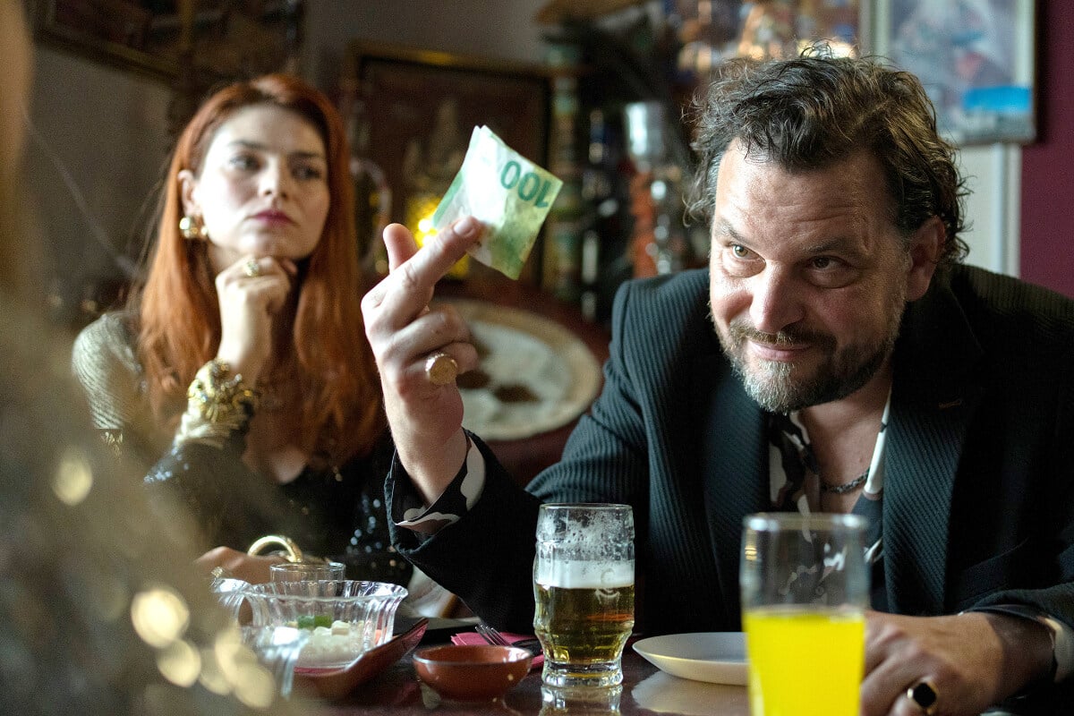 Packender-Thriller-im-Mafia-Milieu-180-Minuten-volle-Tatort-Dr-hnung