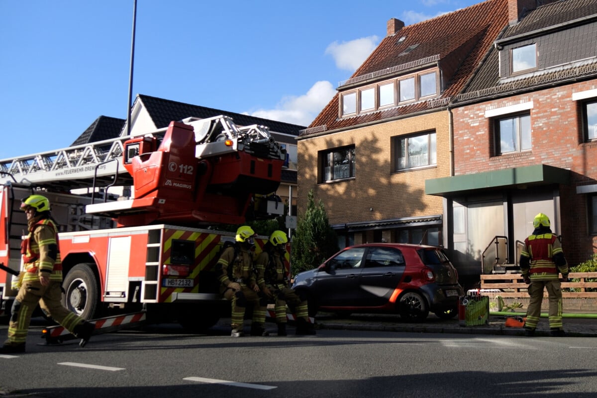 Feuer in Bremen: Haus nicht mehr bewohnbar, mehrere Verletzte