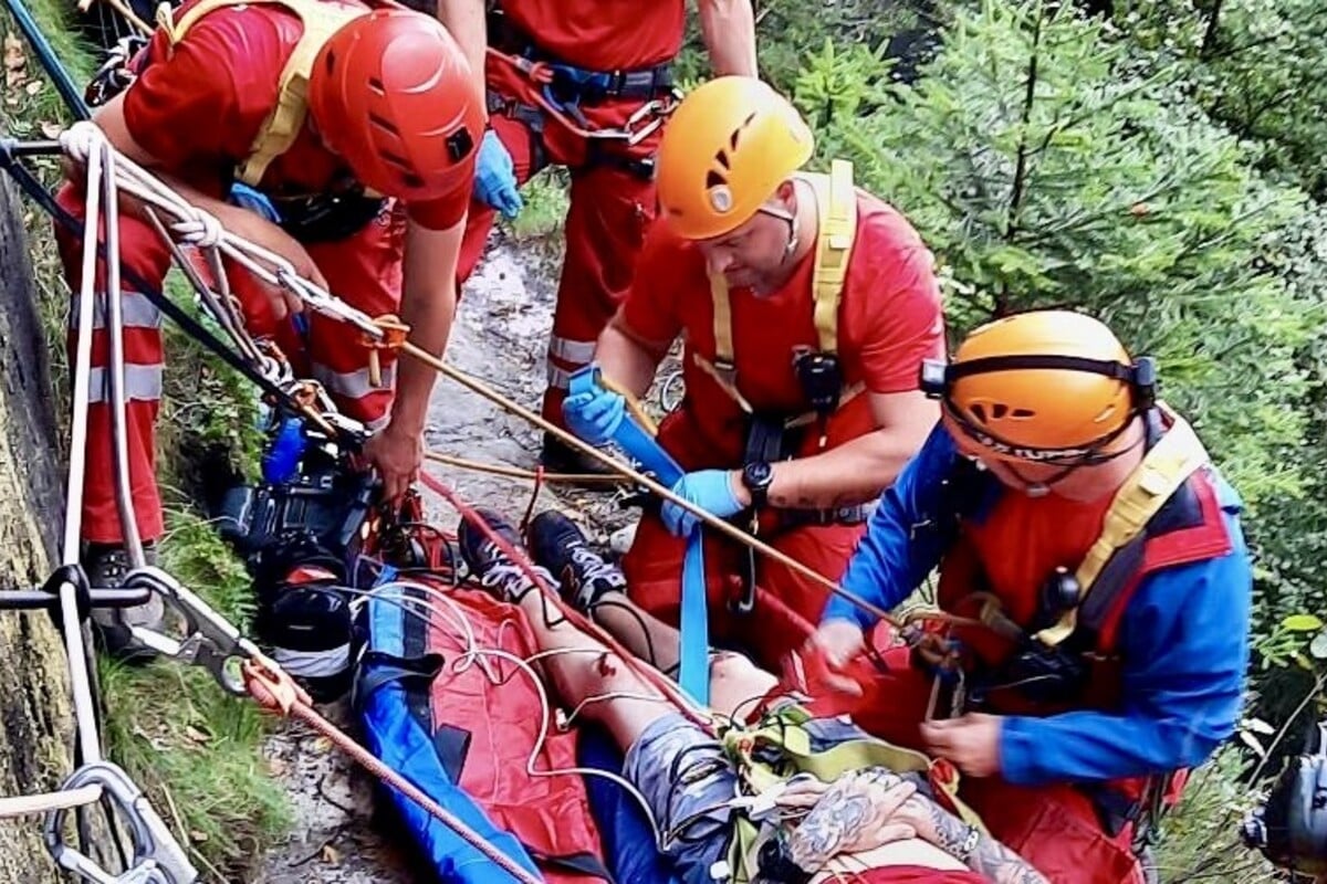 Notfall im Nationalpark: Mann ohne Sicherung bricht auf schmalem Klettersteig zusammen