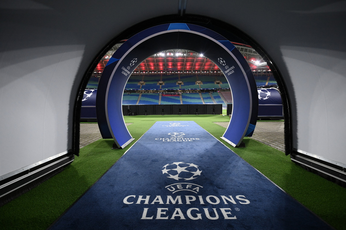 Lech Poznań 4 Tore Und Die Champions League Träume Zerplatzen - 433g2bs