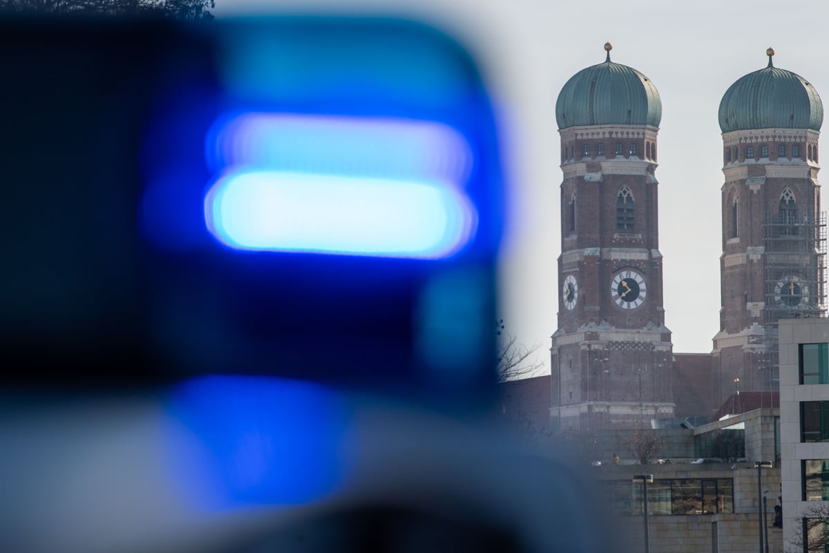 München: Lieferdienst-Fahrer auf Parkplatz im Hasenbergl ausgeraubt