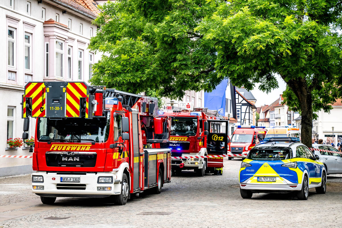 Großbrand mitten in der Innenstadt: Historisches Gebäude in Flammen