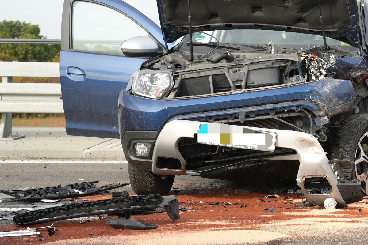 Falsche Kennzeichen Polizei ermittelt nach schwerem Unfall auf A62
