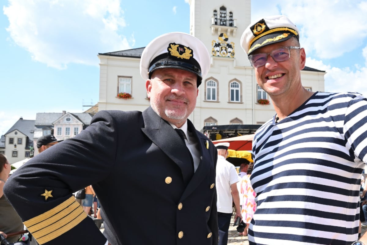 Bürgermeister aus dem Erzgebirge gewinnt skurrile Seemanns-Wette