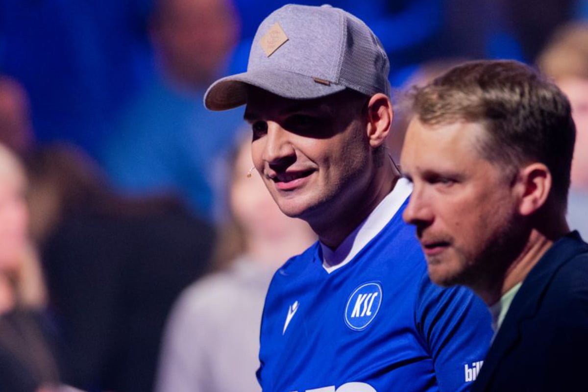 Über die Gründe lacht der ganze Saal: Darum lässt Pietro Lombardi beim Liebesspiel seine Socken an