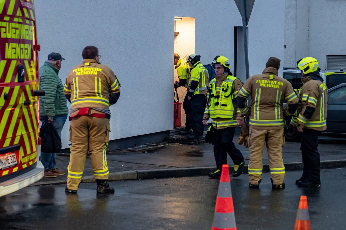 Sechs-verwahrloste-Kinder-in-Haus-entdeckt-und-gerettet