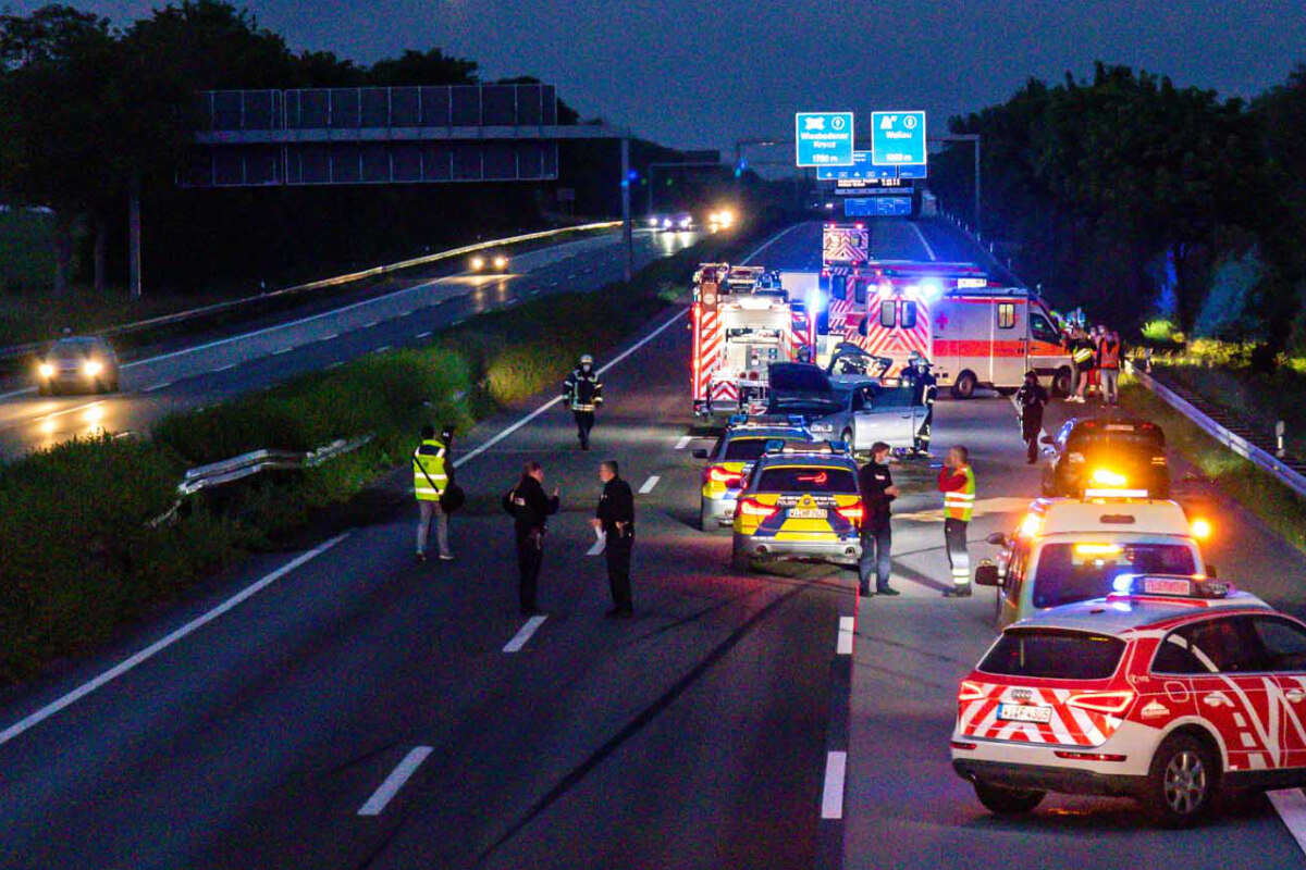 Auffahrunfall Auf Der A66 Bei Wiesbaden Mit Drei Fahrzeugen