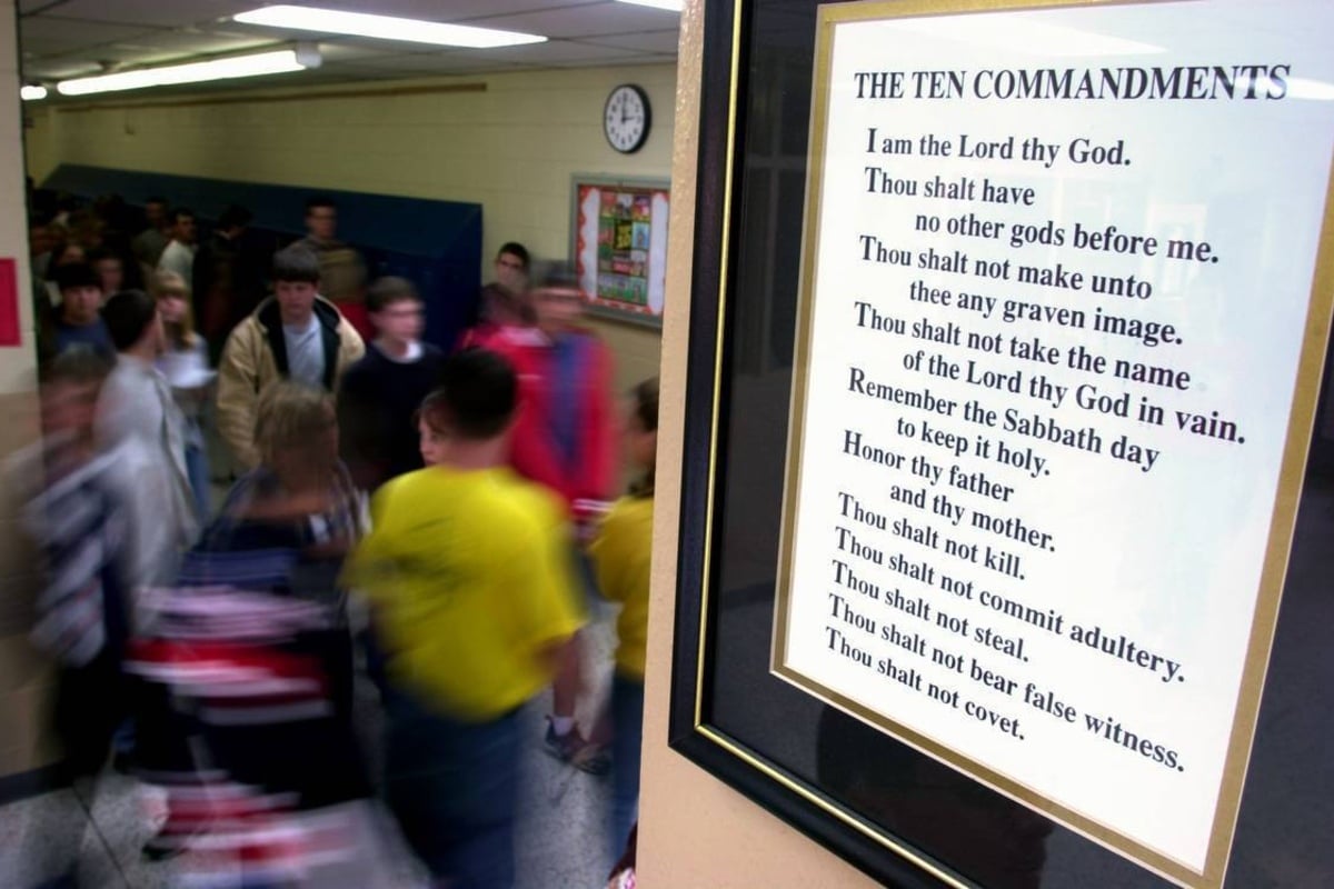 Texas gets green light to force schools to display Ten Commandments in class