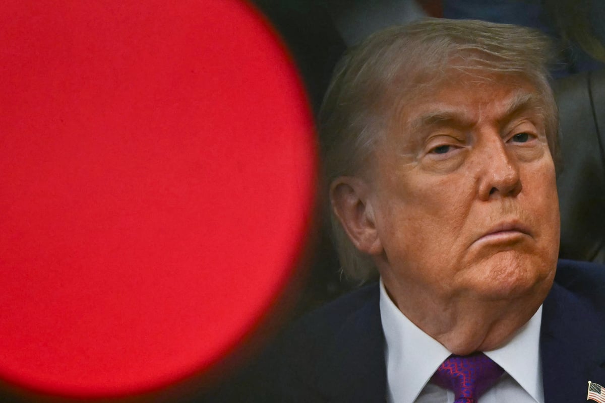 Trump admits Iran ceasefire is on "massive life support"