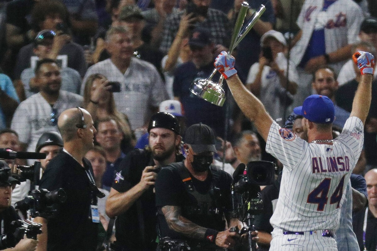 Mlb: It Was Bombs Away In Denver As Pete Alonso Defended His Home Run ...