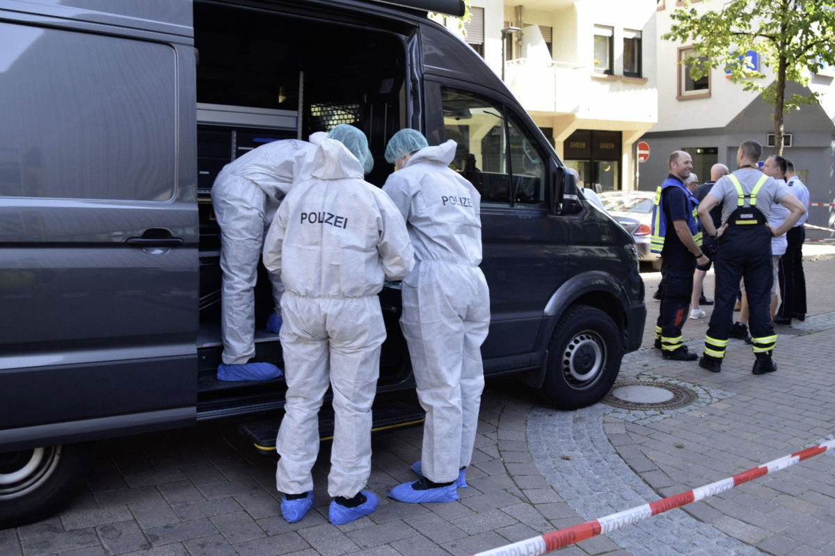 Tödlicher Messerangriff In Innenstadt Von Wiesloch: Haftbefehl Gegen ...