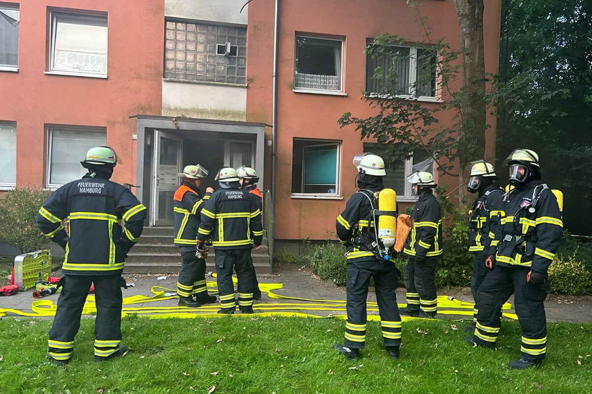 Größere Brände in Hamburg: Feuerwehr im Einsatz, zwei Verletzte