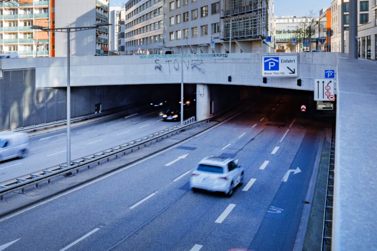 Rauch-in-Tiefgarage-am-Hauptbahnhof-Leiche-entdeckt