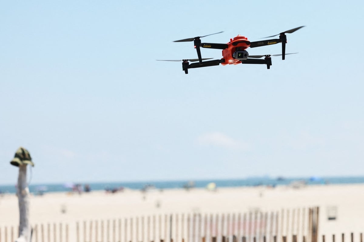nyc-police-to-use-drones-to-monitor-outdoor-labor-day-weekend-parties