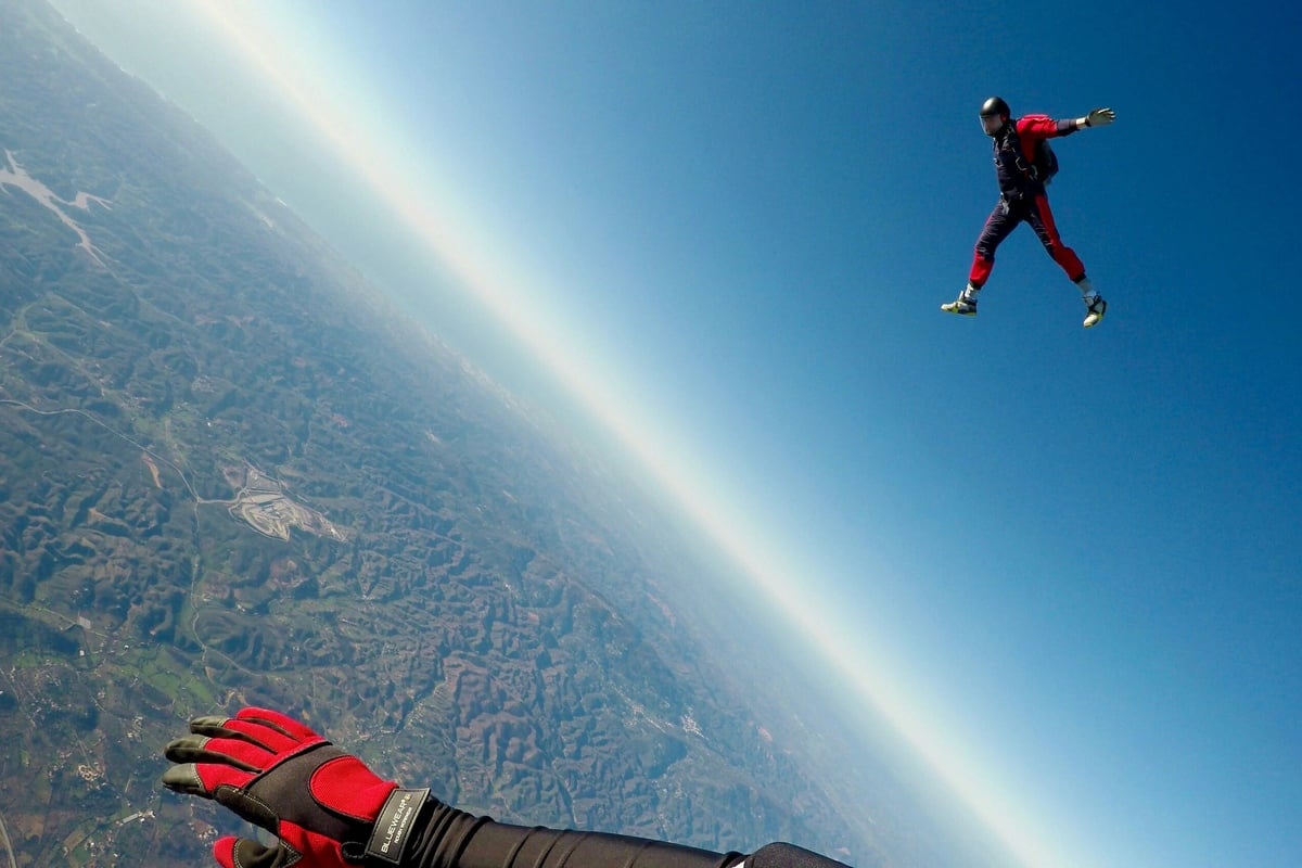 Briton celebrates 102nd birthday with ‘scary’ skydive