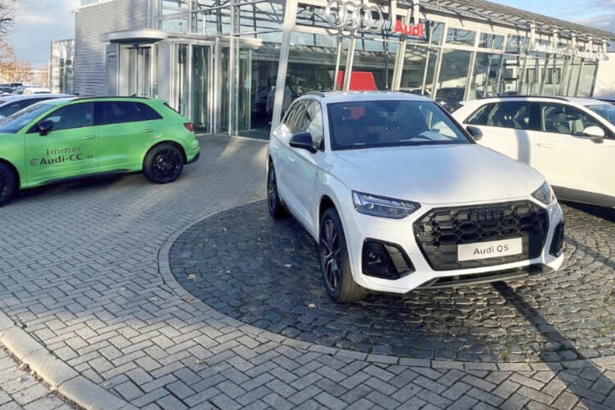 Elegantes Audi Chemnitz Center Bilder
