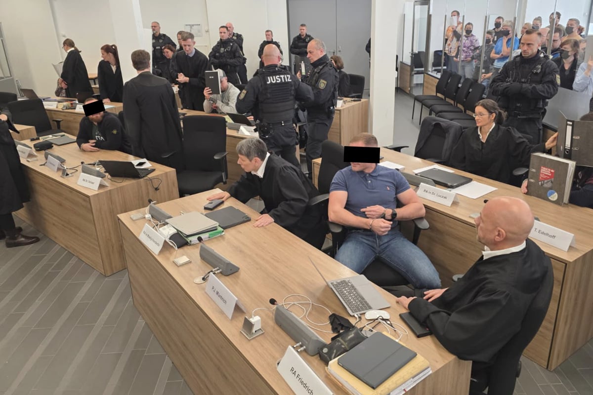 Linksradikale-Hammerbande-Experte-vermutet-Neonazi-Trauma-hinter-den-Taten