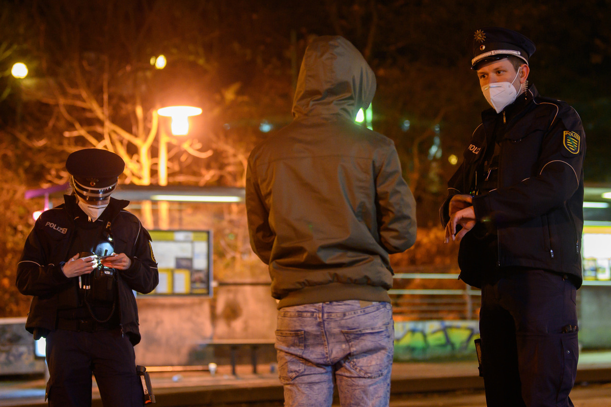 Sachsens Polizei verstärkt Kontrollen: So oft ging es Corona-Regelbrechern an den Kragen