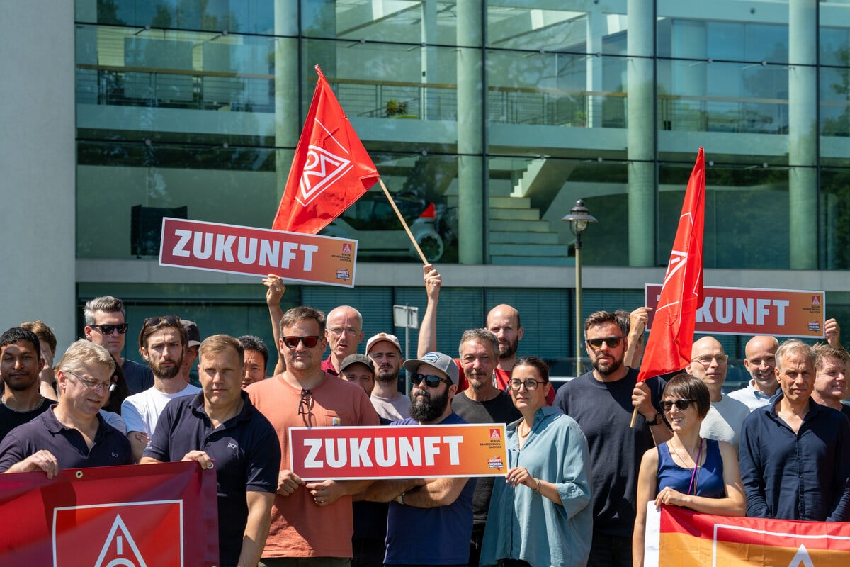 Protest bei VW: Mitarbeiter wehren sich gegen Schließung