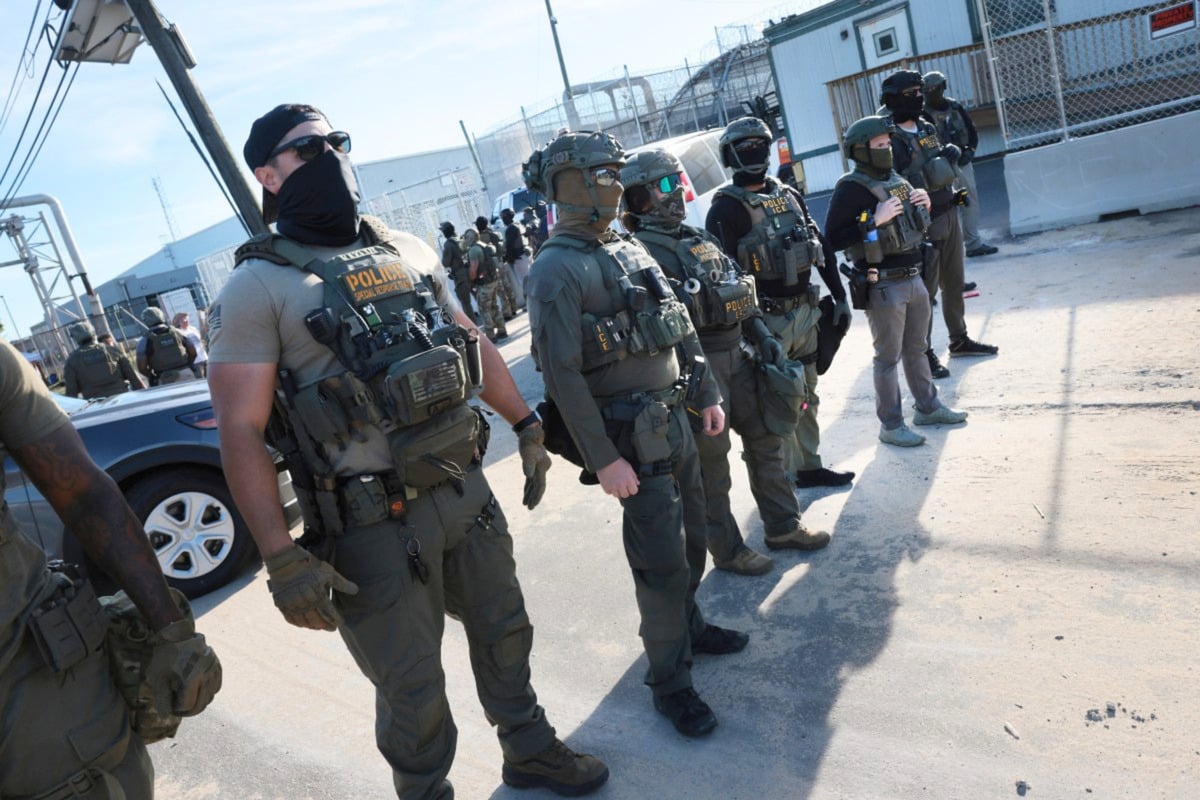 DHS orders ICE to halt most traffic stops after fatal shootings in Maine and Texas
