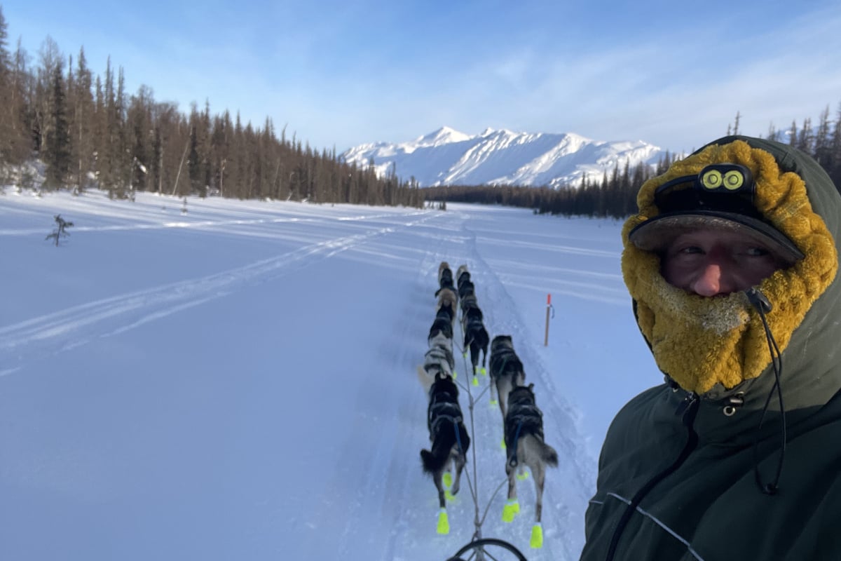 Iditarod winner Brent Sass details "mental warfare" of 2022's dramatic race