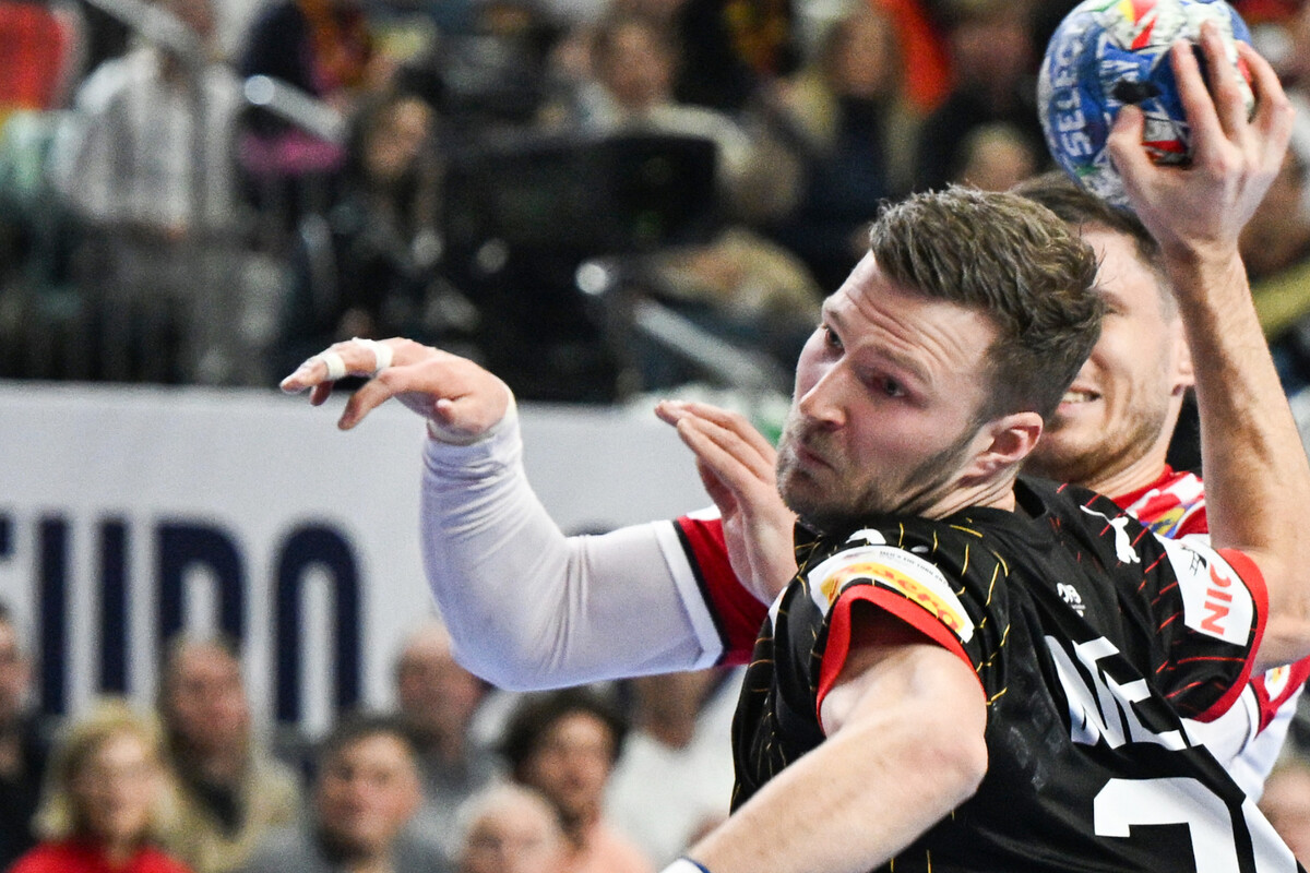 Schwerste Aufgabe Deutsche Handballer Hoffen Auf Magischen Tag Gegen