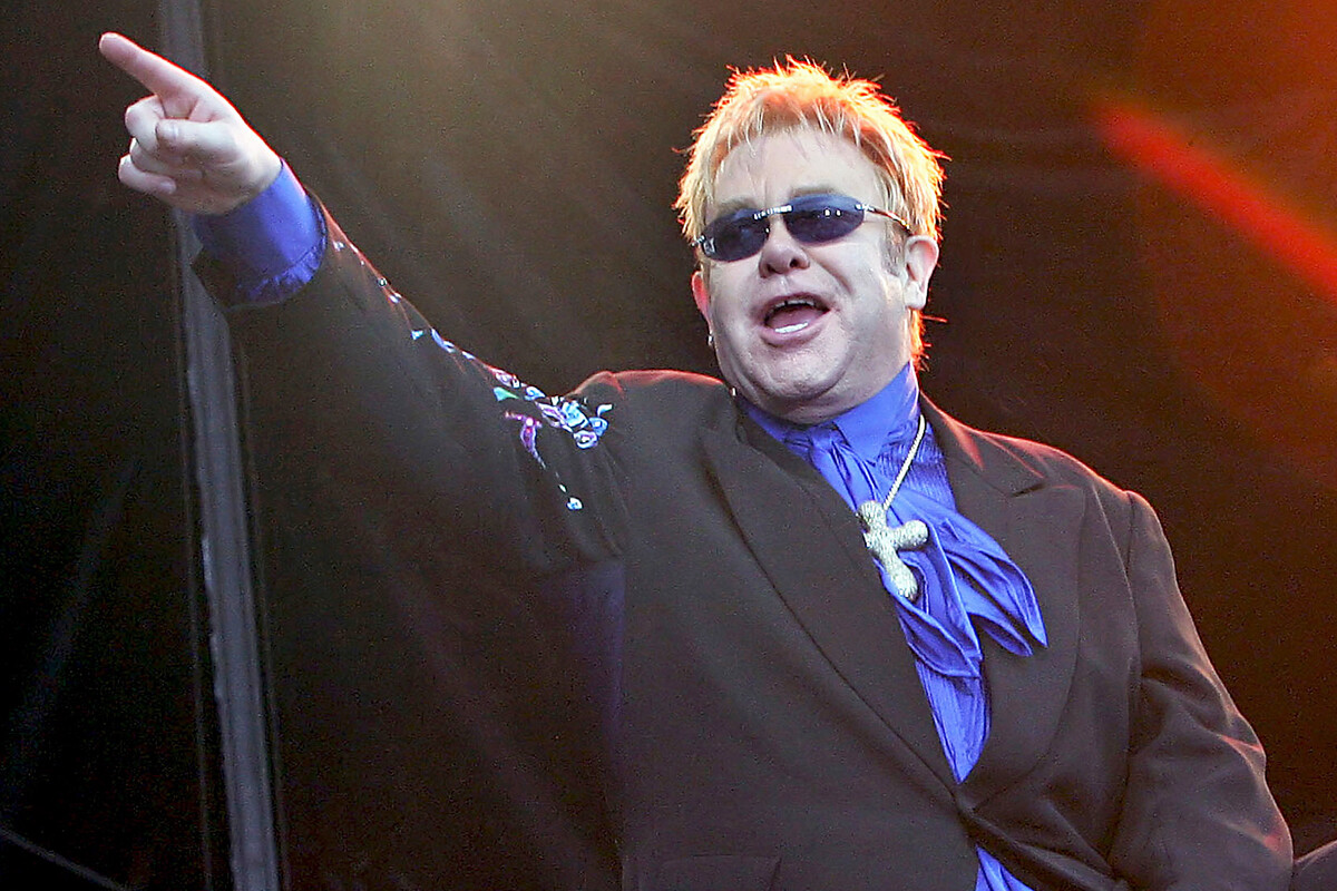 Elton John in Berlin PopLegende begeistert auf AbschiedsKonzert