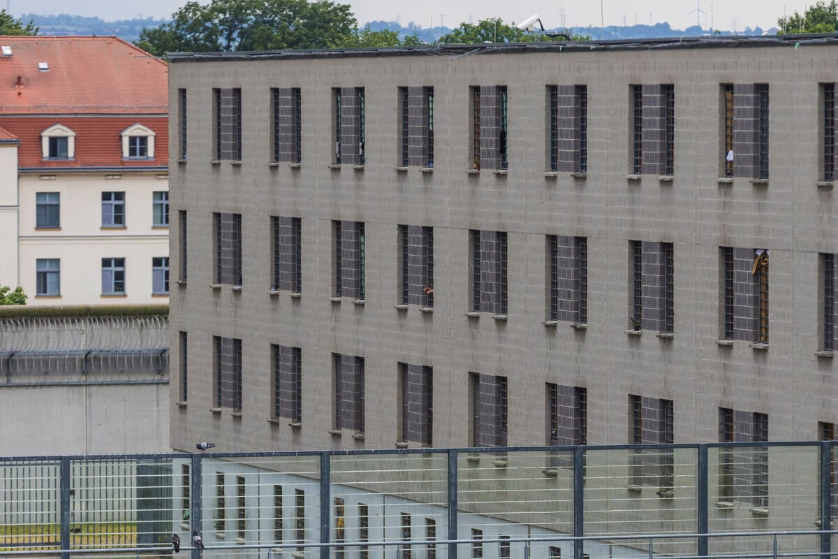 Hinter den Gittern der JVA Dresden: Sexuelle Übergriffe unter Häftlingen!