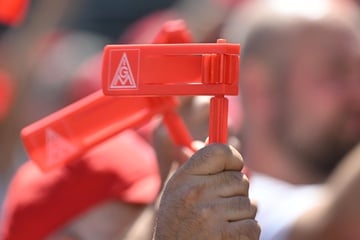Gewerkschaft trommelt zu Aktionstag in der Auto-Branche